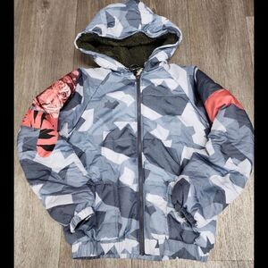 Paper wings puffy camo tiger Sherpa jacket